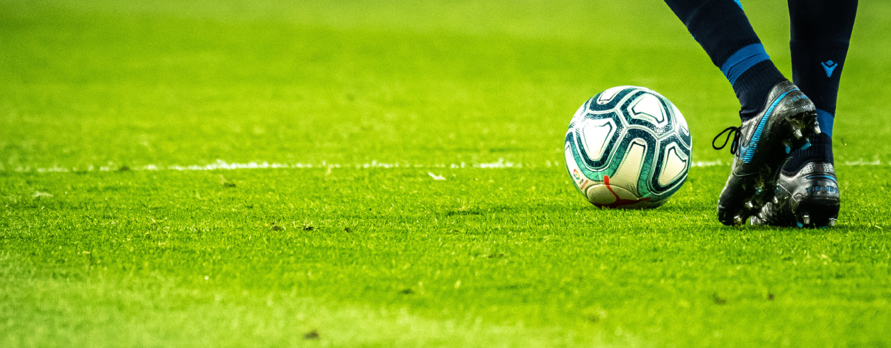 FIFA 11+ : A Warm-Up Program for Soccer Players to Decrease Injury Risk